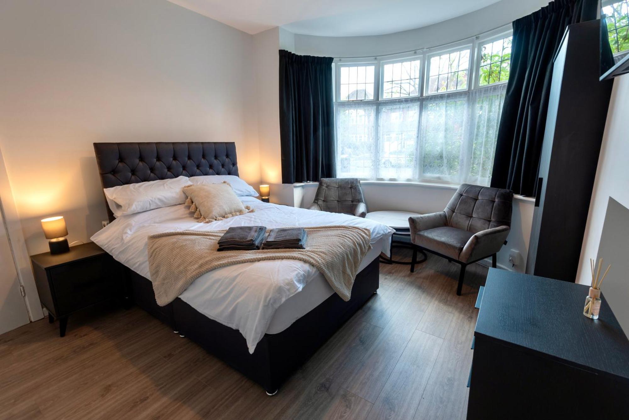 Single Room In Brand New 5 Bedroom Home BW Room 2 Solihull Dış mekan fotoğraf