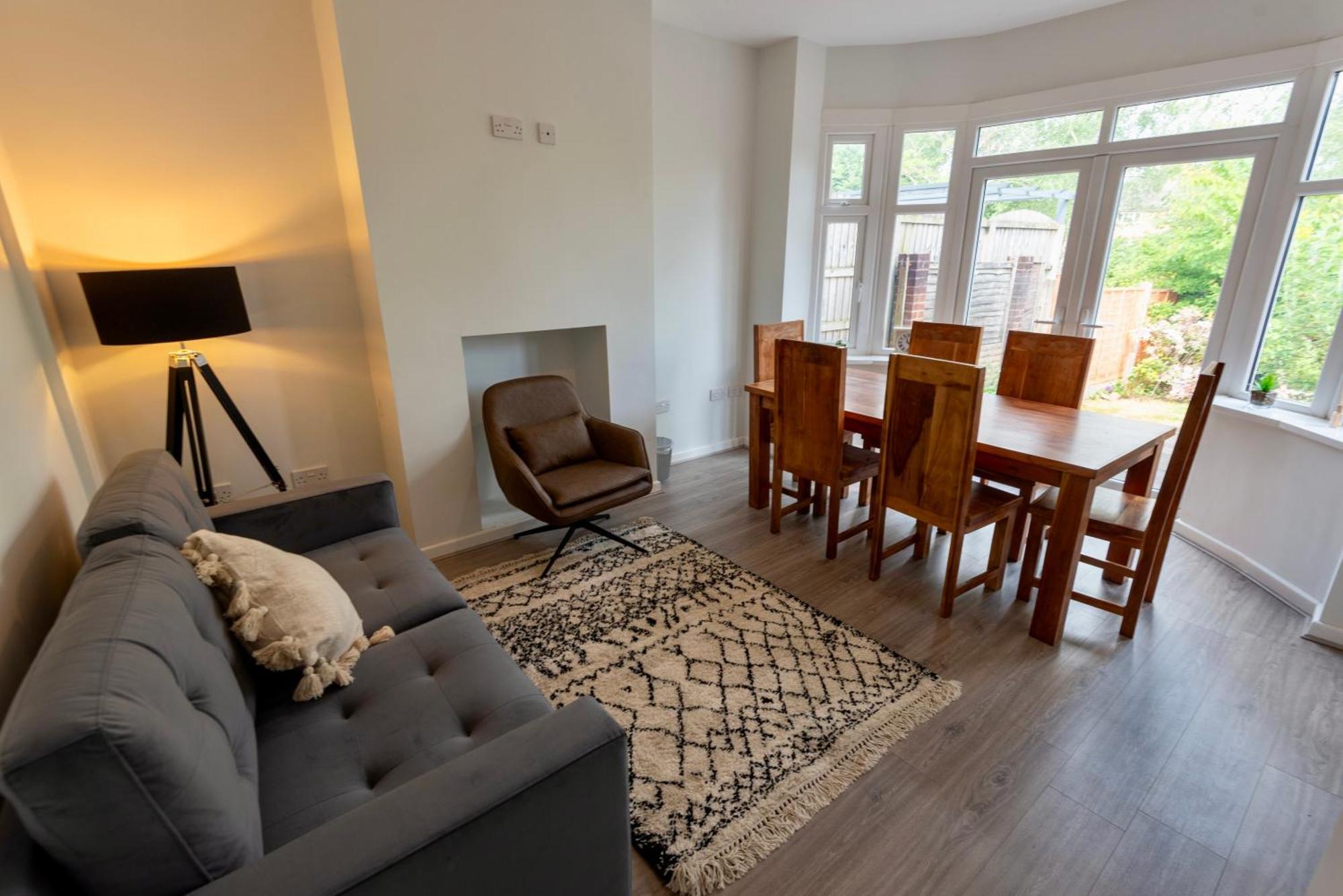 Single Room In Brand New 5 Bedroom Home BW Room 2 Solihull Dış mekan fotoğraf
